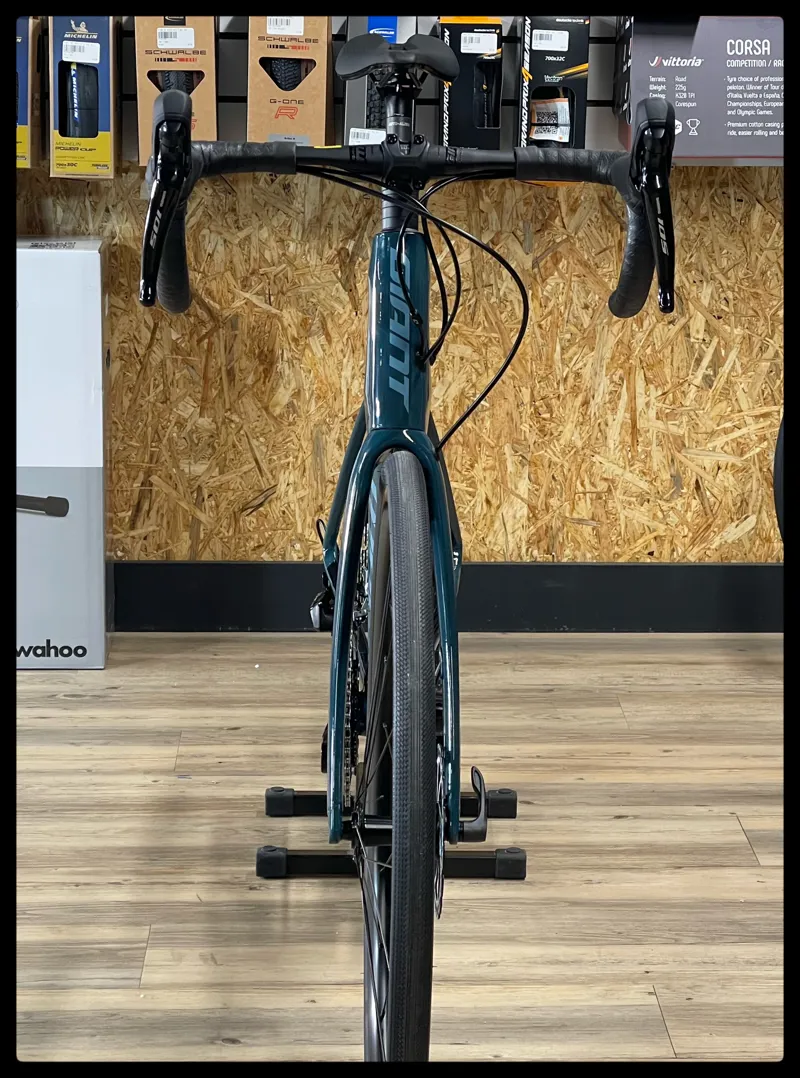 Giant Defy Advanced 2 M-Large Deep Lake 2022-2